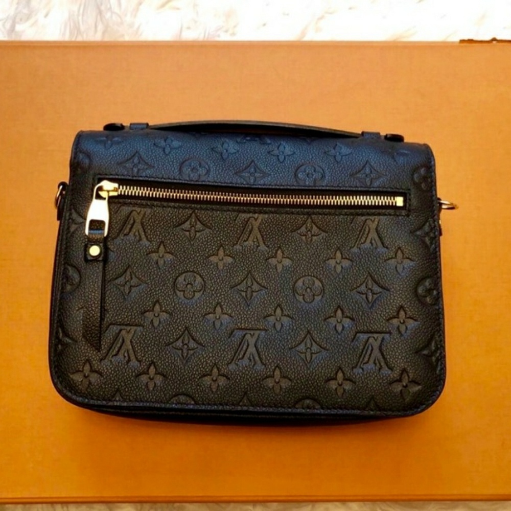 Louis Vuitton pochette metis - Picture 3 of 8